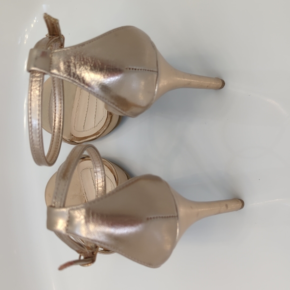 Lulu's Rose Gold Heels - Picture 3 of 5